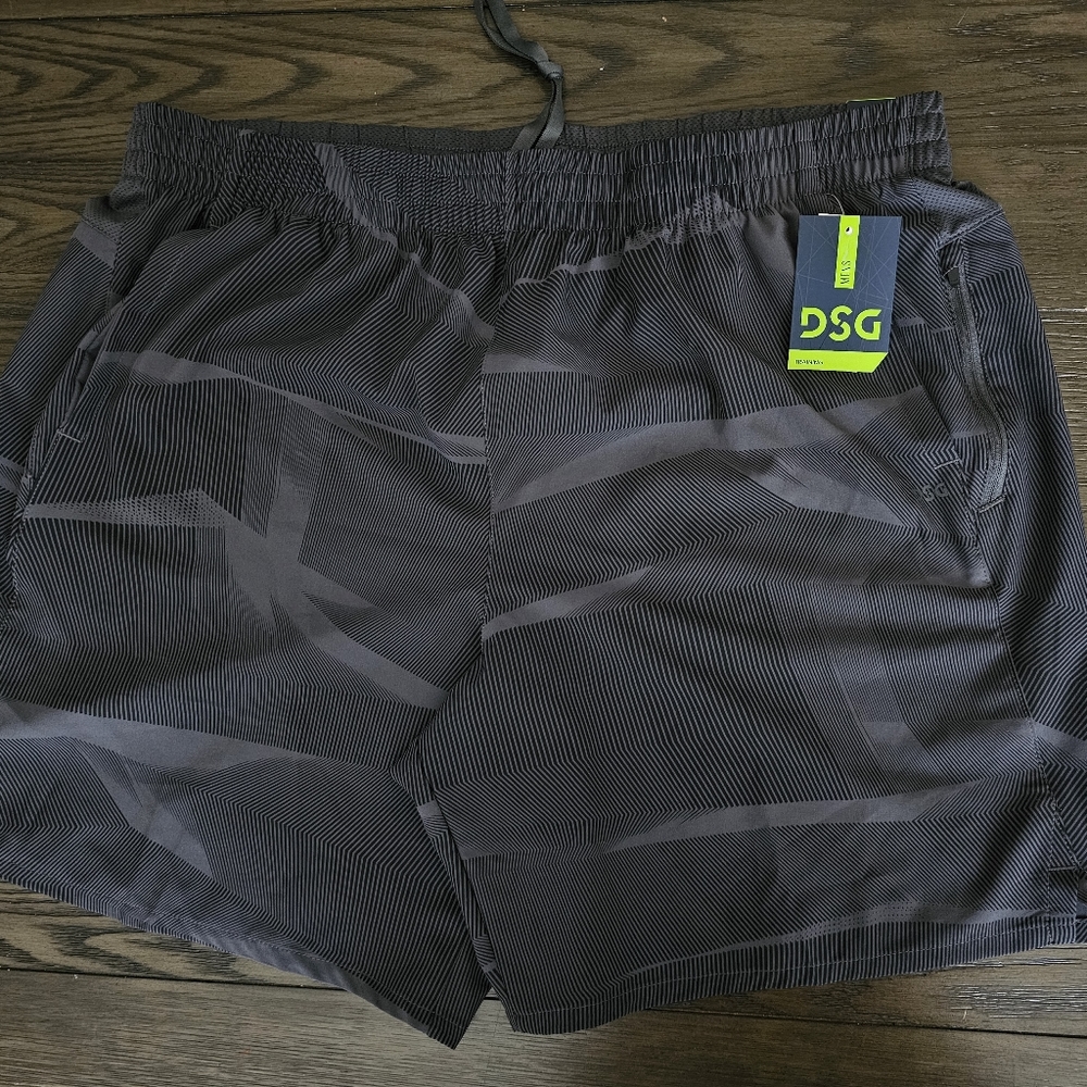NWT DSG Men's 8'' Agility Woven Shorts